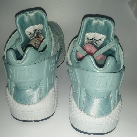 Wmns Air Huarache Run Print 'Cannon Crocodile' Sz 8 - Picture 5 of 7